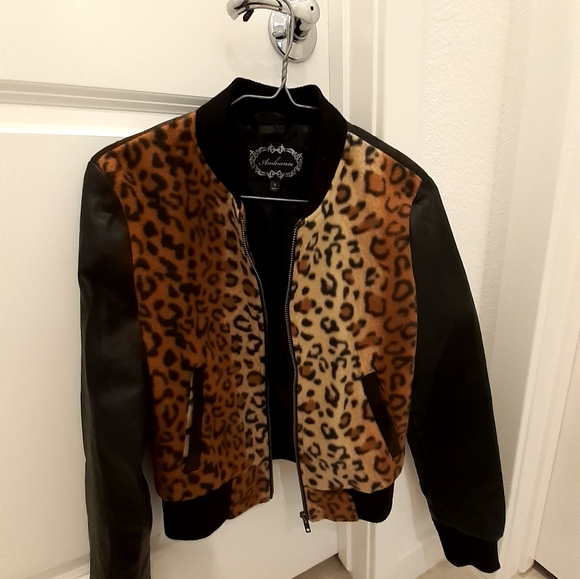 Lepoard Jacket - Picture 5 of 8